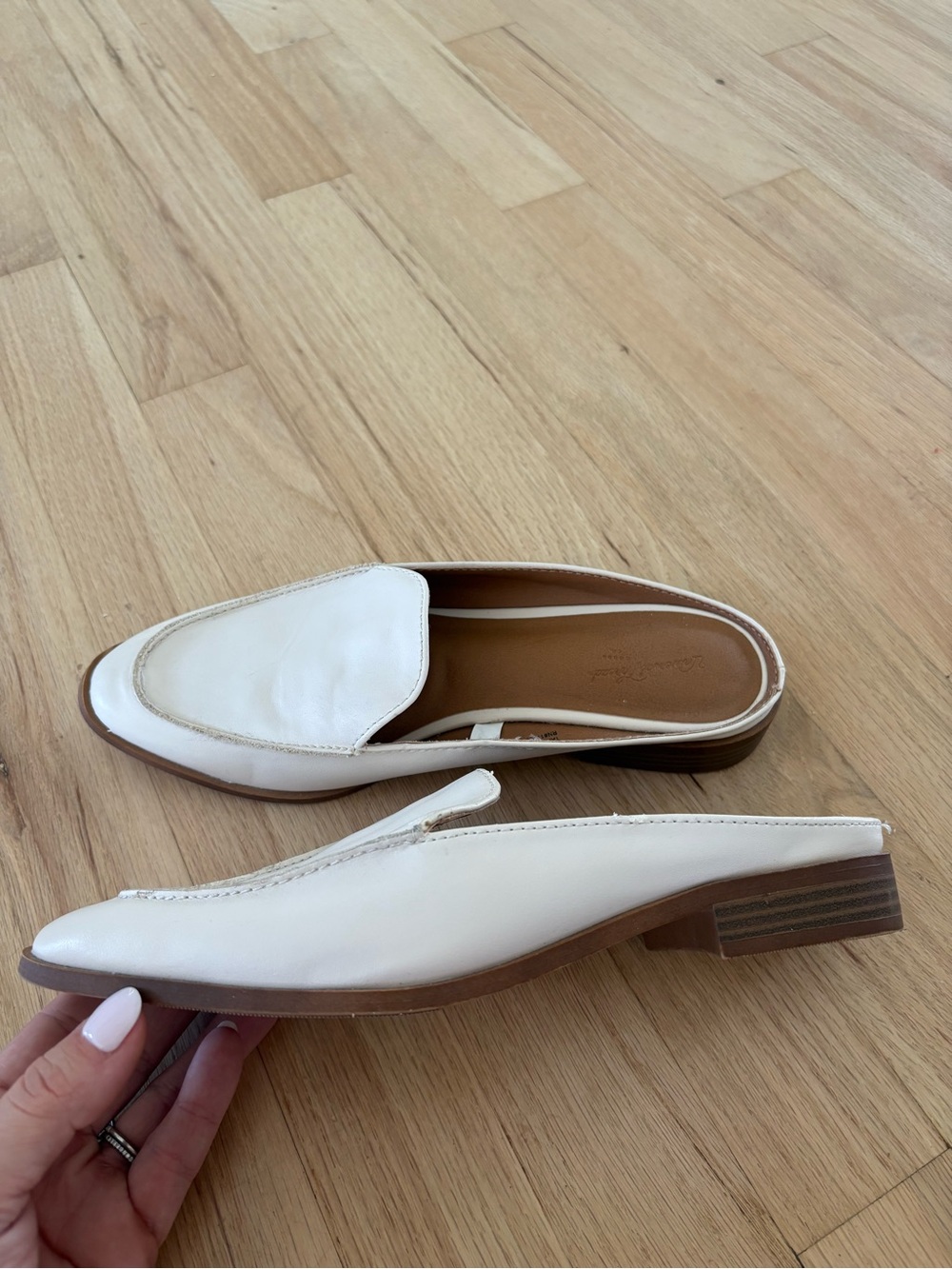 Universal Thread Cream Mules - Picture 5 of 12